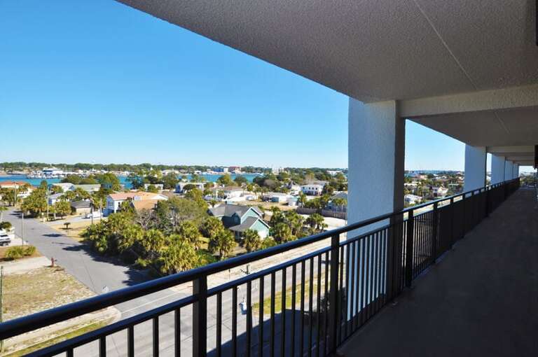 Front Entry - Emerald Isle Resort 712, Okaloosa Island, Fort Walton Beach Vacation Rentals by Sunset Resort Rentals