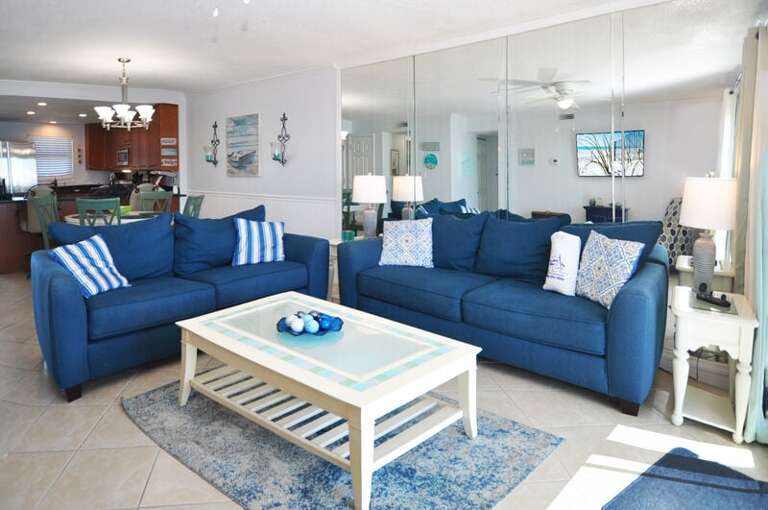 Living Room - Emerald Isle Resort 712, Okaloosa Island, Fort Walton Beach Vacation Rentals by Sunset Resort Rentals