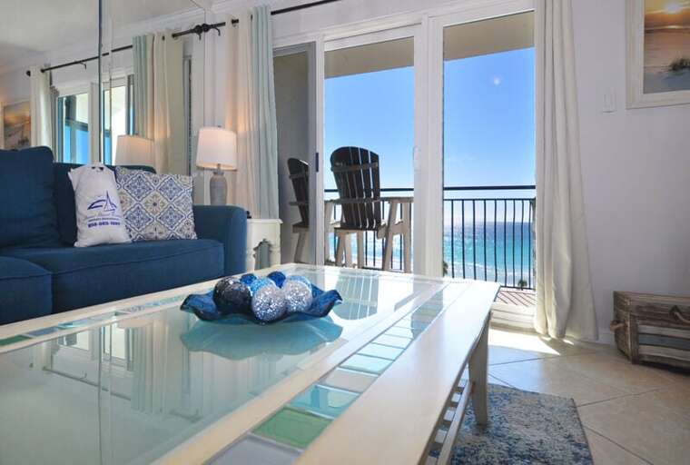 Living Room - Emerald Isle Resort 712, Okaloosa Island, Fort Walton Beach Vacation Rentals by Sunset Resort Rentals