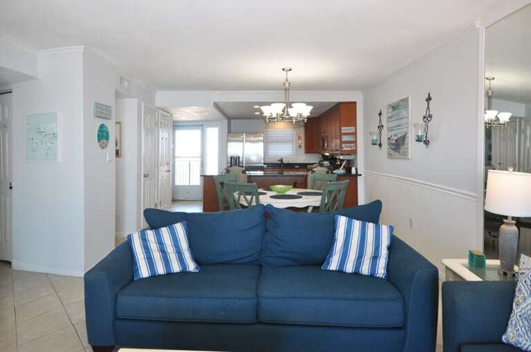 Living Room - Emerald Isle Resort 712, Okaloosa Island, Fort Walton Beach Vacation Rentals by Sunset Resort Rentals