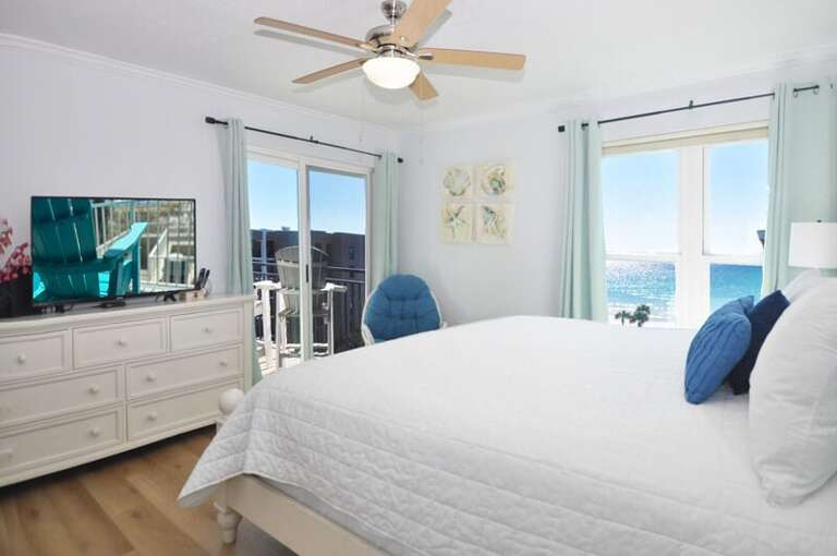 Master - Emerald Isle Resort 712, Okaloosa Island, Fort Walton Beach Vacation Rentals by Sunset Resort Rentals