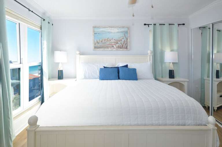 Master - Emerald Isle Resort 712, Okaloosa Island, Fort Walton Beach Vacation Rentals by Sunset Resort Rentals