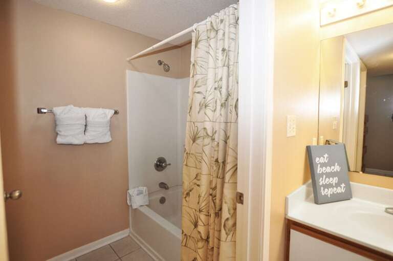 Full Bath - Emerald Towers West Unit 3003 Okaloosa Island Fort Walton Beach Vacation Rentals