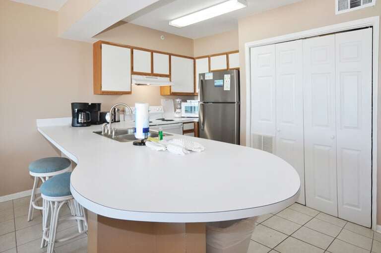 Full Kitchen - Emerald Towers West Unit 3003 Okaloosa Island Fort Walton Beach Vacation Rentals