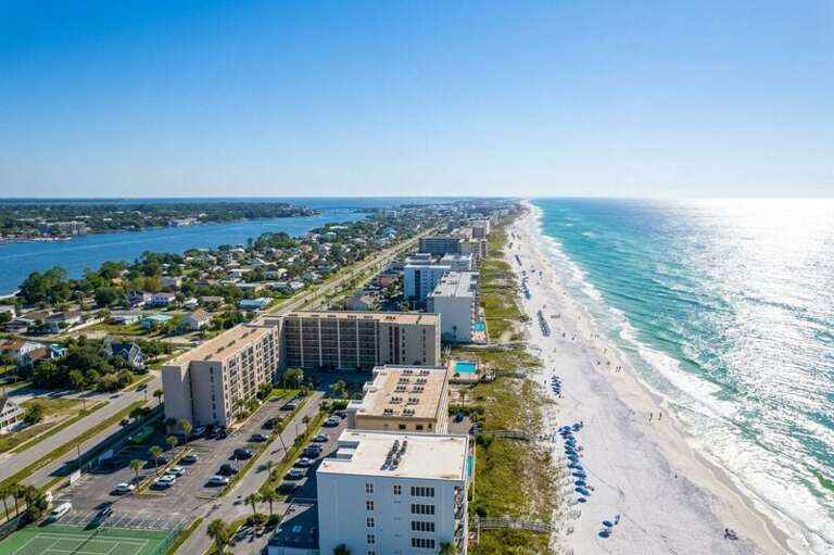 Emerald Isle Resort, Okaloosa Island, Fort Walton Beach Vacation Rentals by Sunset Resort Rentals