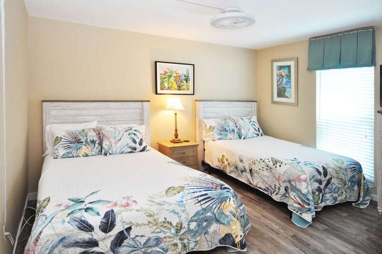 Guest Bedroom - Emerald Isle Resort unit 601, Okaloosa Island, Fort Walton Beach Vacation Rentals by Sunset Resort Rentals