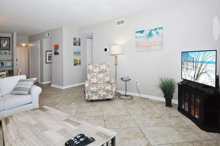 Living Room - Emerald Isle Resort unit 601, Okaloosa Island, Fort Walton Beach Vacation Rentals by Sunset Resort Rentals