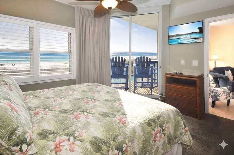 Master Bedroom - Waters Edge Resort Unit 310, Okaloosa Island, Fort Walton Beach, FL, Vacation Condos by Sunset Resort Rentals