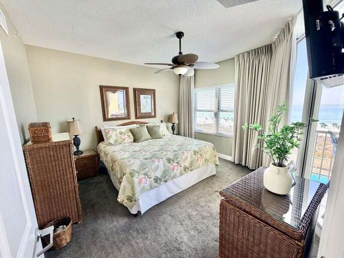 Waters Edge Resort Unit 310, Okaloosa Island, Fort Walton Beach, FL, Vacation Condos by Sunset Resort Rentals