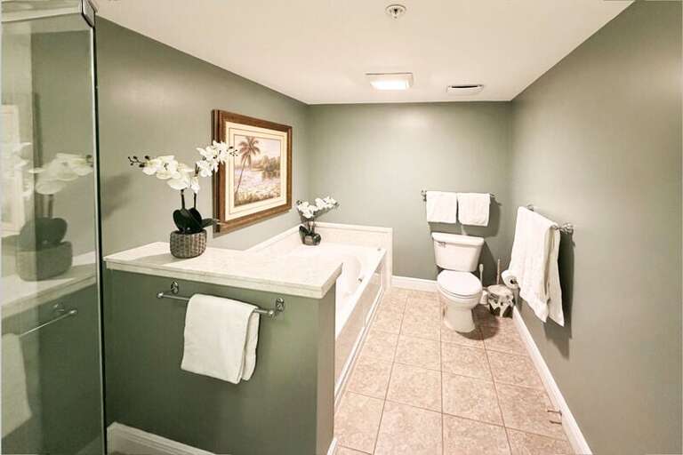Waters Edge Resort Unit 310, Okaloosa Island, Fort Walton Beach, FL, Vacation Condos by Sunset Resort Rentals