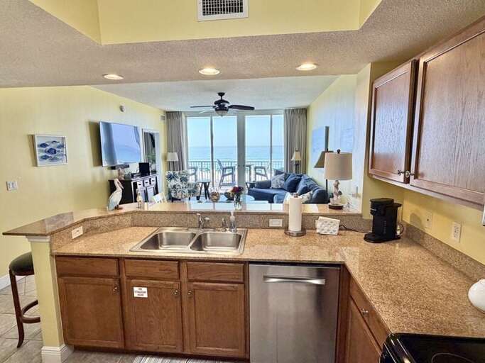 Waters Edge Resort Unit 310, Okaloosa Island, Fort Walton Beach, FL, Vacation Condos by Sunset Resort Rentals
