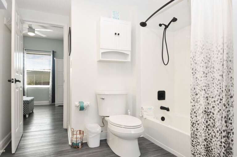 Bath - Waters Edge Resort Unit 301 Okaloosa Island Fort Walton Beach Vacation Beach Condos by Sunset Resort Rentals