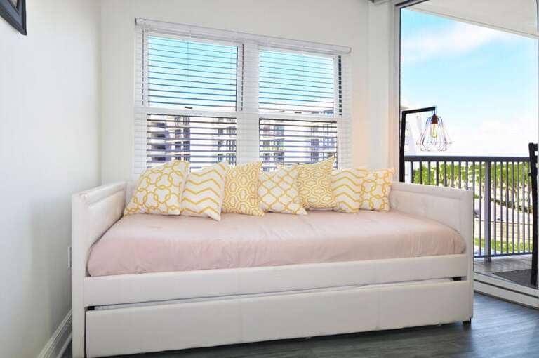 Day Bed with Trundle - Waters Edge Resort Unit 301 Okaloosa Island Fort Walton Beach Vacation Beach Condos by Sunset Resort Rentals