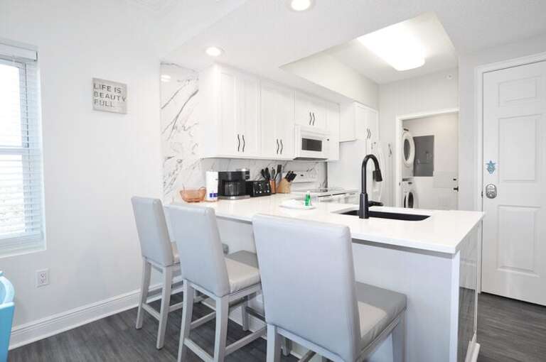 Kitchen - Waters Edge Resort Unit 301 Okaloosa Island Fort Walton Beach Vacation Beach Condos by Sunset Resort Rentals