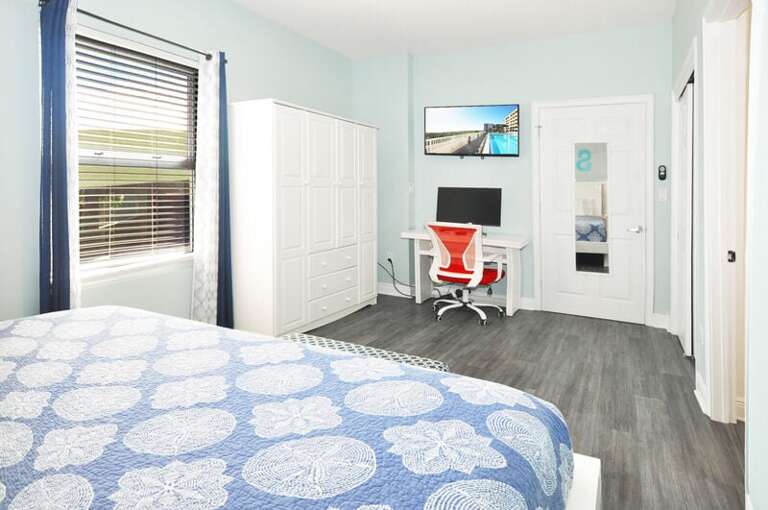 Master Bedroom - Waters Edge Resort Unit 301 Okaloosa Island Fort Walton Beach Vacation Beach Condos by Sunset Resort Rentals