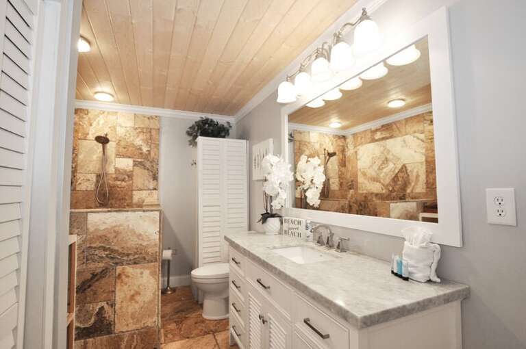 Aqua Villa Resort Unit 404, Okaloosa Island, Fort Walton Beach, Vacation Condos by Sunset Resort Rentals