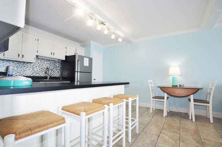 Dining Area - Aqua Villa Resort Unit 404, Okaloosa Island, Fort Walton Beach, Vacation Condos by Sunset Resort Rentals