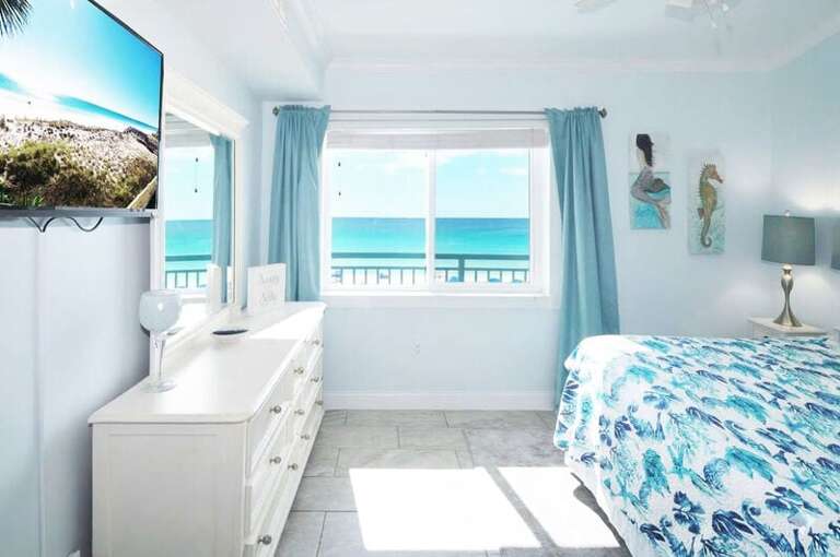 Front Bedroom - Aqua Villa Resort Unit 404, Okaloosa Island, Fort Walton Beach, Vacation Condos by Sunset Resort Rentals
