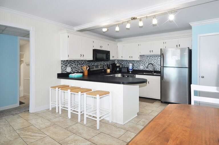 Kitchen - Aqua Villa Resort Unit 404, Okaloosa Island, Fort Walton Beach, Vacation Condos by Sunset Resort Rentals
