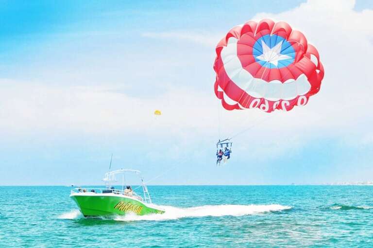NEARBY ATTRACTIONS:  Parasailing Recommended by Sunset Resort Rentals Vacation Rentals