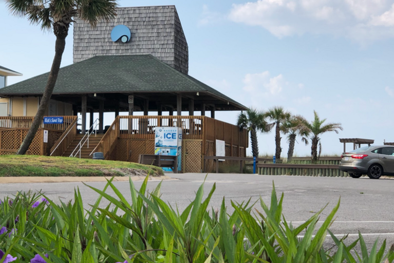 Beach Pavilion, Seasonal Food Stand, Restrooms - 
Sandpiper Cove Resort 9106 Holiday Isle Destin Florida Vacation Rentals
