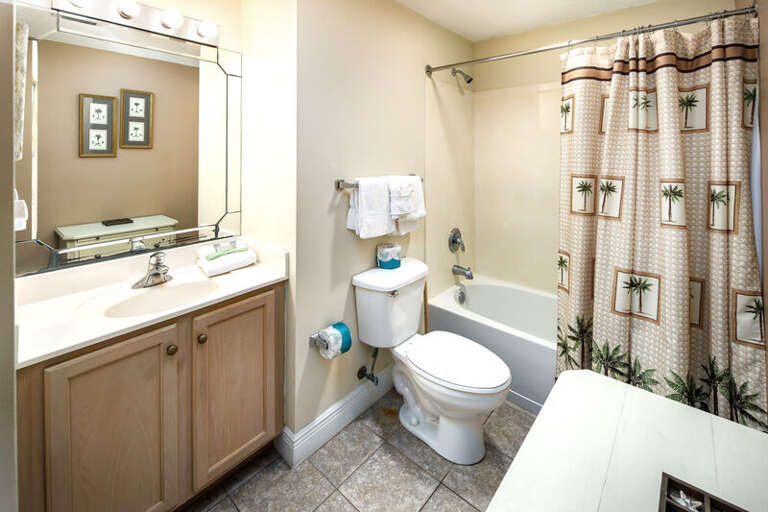 Hallway Bathroom - 
Waters Edge Resort 313 Fort Walton Beach Okaloosa Island