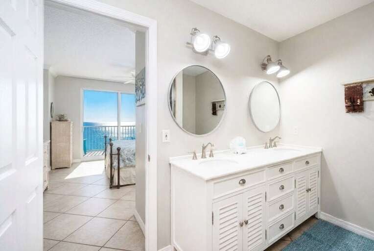Master Bathroom - 
Gulf Dunes 609 Fort Walton Beach Okaloosa Island Vacation Rentals