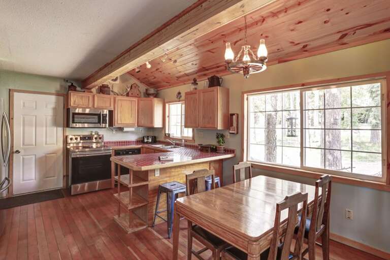 Terry Peak Cabin Rental