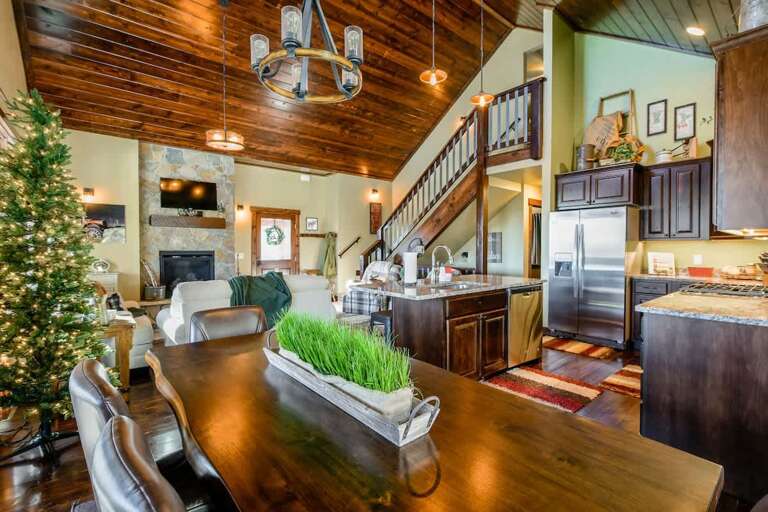 Gilded Mountain Cabin Rental