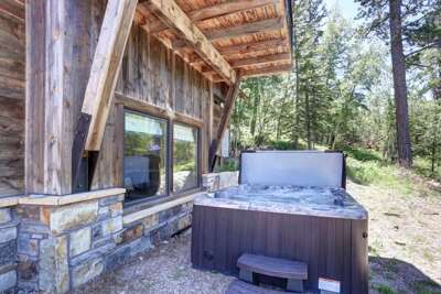 Après Powder Haus – Walk to the slopes!  Hot tub, pet friendly and game garage