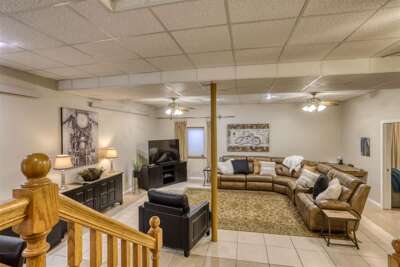 Aces & Eights - Downtown Sturgis with garage!