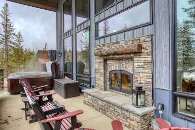 Lucky Lazy E – Scenic Black Hills Retreat with Bunkhouse, Bar & Pool Table