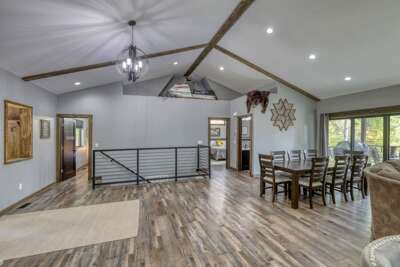 Spacious Cabin Close To ATV & Snowmobile Trails