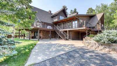 Top of the Hills Lodge