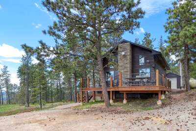 Serenity Ridge Retreat – Cozy Cabin with Hot Tub & Mountain Views Near Terry Peak