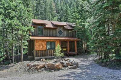 Silver King Lodge - private cabin south of Deadwoo