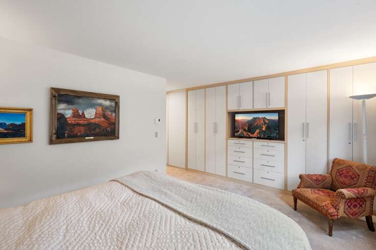 Plenty of storage space in the primary and a smart TV with Roku installed. Plenty of storage space in the primary and a smart TV with Roku installed.
