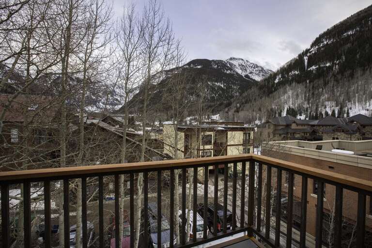 Mountain iew from the deck Mountain iew from the deck