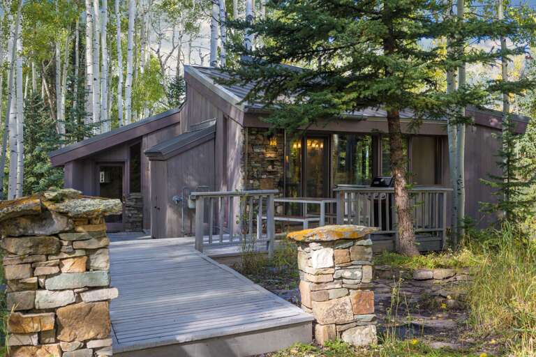 Classic Ski Ranch Cabin Classic Ski Ranch Cabin