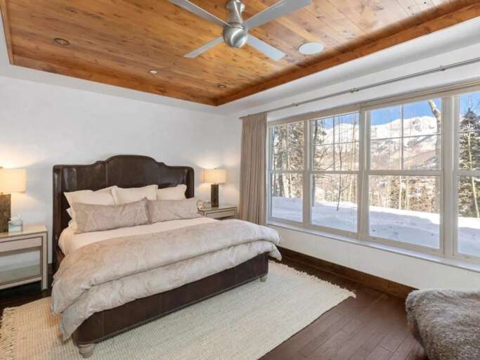 37354bcd582c5dc0137469da2062cefel-b774016394od-w640_h480_x2