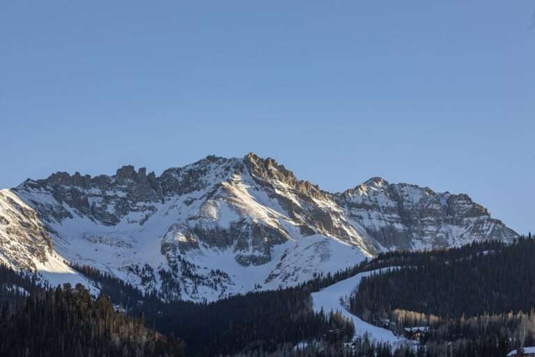 226 Country Club - 4.jpg