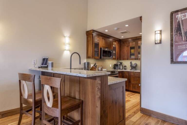 280SMahoneyDrive6I_LuluCity_PRINT_015