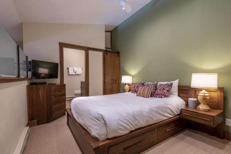 280SMahoneyDrive6I_LuluCity_PRINT_026