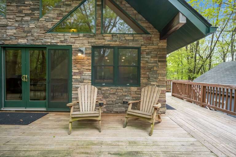 Relax in the Sun on the Deck Relax in the Sun on the Deck