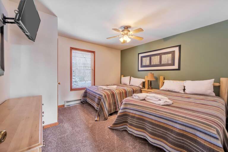 1st Floor Bedroom 1 with 2 Double Beds. 1st Floor Bedroom 1 with 2 Double Beds.