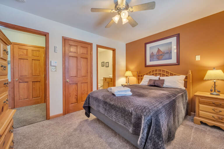 3rd Floor Bedroom 6 with En-Suite Bathroom. 3rd Floor Bedroom 6 with En-Suite Bathroom.