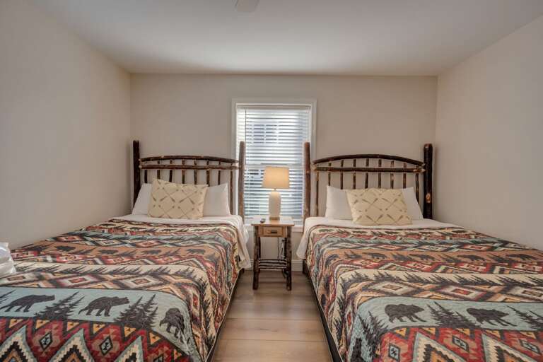 2 Queen Beds in Bedroom 6 (Sleeps 4).