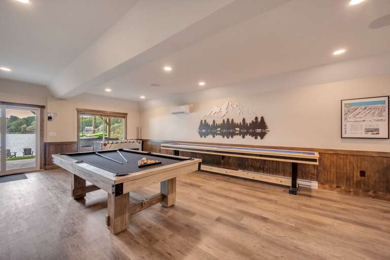 Got Skillz?
Test your skills on Classic Games like Foosball, Pool or Shuffleboard.