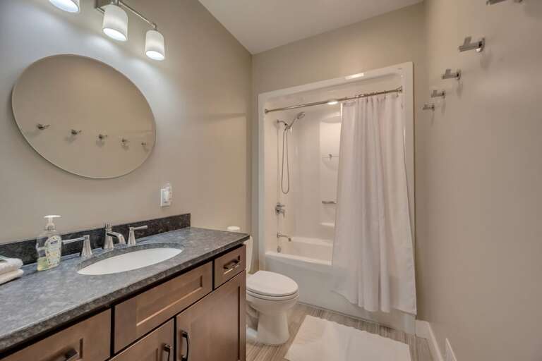 2nd Floor Hall Bathroom with Shower/Tub Combo 2nd Floor Hall Bathroom with Shower/Tub Combo
