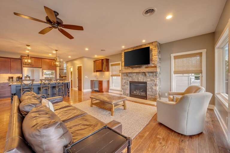 Common Areas Open Floor Plan Allows Everyone To Be Part of the Fun Common Areas Open Floor Plan Allows Everyone To Be Part of the Fun